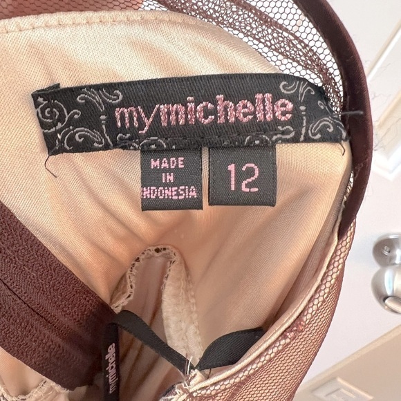My Michelle Brown Formal Dress Size 12 - Picture 7 of 9